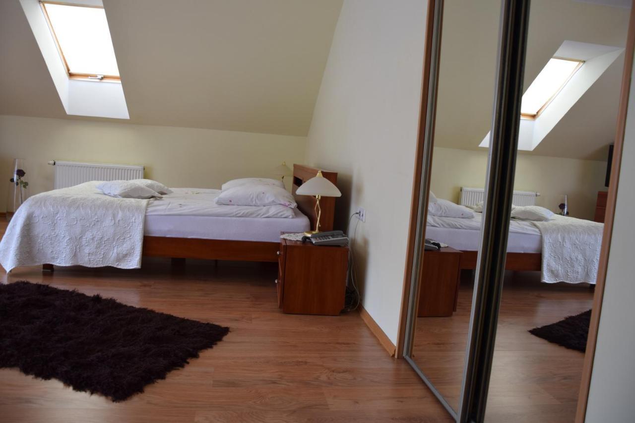 Nowe Marzy Inter-Bar-Motel מראה חיצוני תמונה